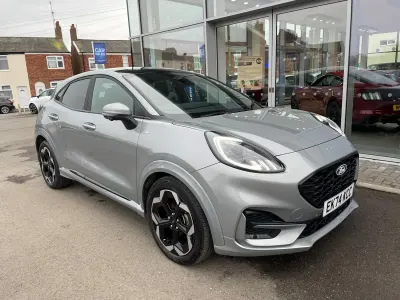 Używany Ford Puma ST-Line X 125 KM (91 kW) 2024 Srebrny SUV