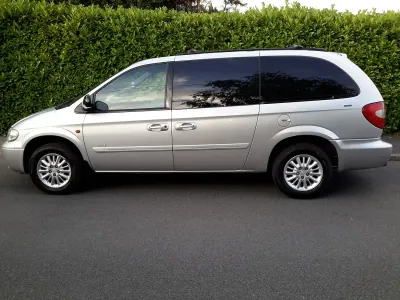 Used Chrysler Grand Voyager 2007 Silver metallic MPV