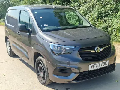 Used Vauxhall Combo Sportive 100 HP (73 kW) 2020 Grey MPV