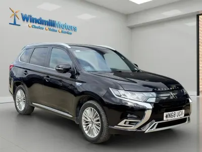 Used Mitsubishi Outlander P-HEV 2018 Black Estate
