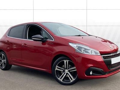 Used Peugeot 208 GT-line 99 HP (72 kW) 2017 Red Hatchback