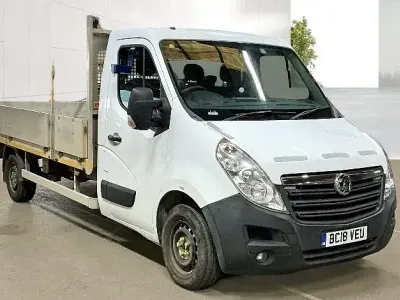 Second-hand Vauxhall Movano 130 CP (95 kW) 2018 Alb Monovolum