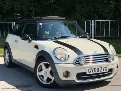 Used Mini Cooper D Hatch 110 HP (80 kW) 2008 White Hatchback