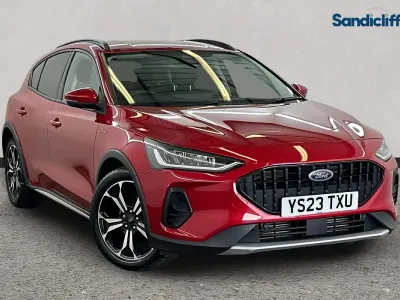Używany Ford Focus Active X 125 KM (91 kW) 2023 Czerwony Hatchback