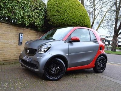 Red Used 2017 Smart ForTwo Coupé Premium Coupe | £9,950 (A bit pricey)