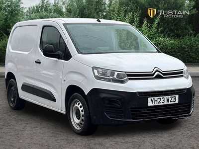 Usado Citroën Berlingo 100 HP (73 kW) 2023 Branco Monovolume