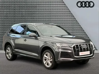 Used Audi Q7 S-Line 228 HP (167 kW) 2023 Grey SUV