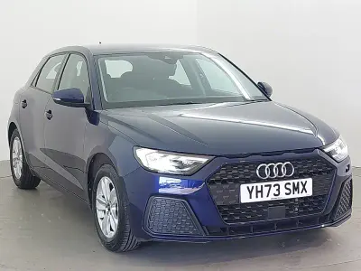 Used Audi A1 Design 95 HP (69 kW) 2023 Blue SUV