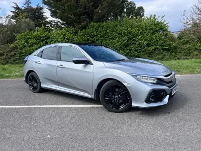 Used Honda Civic Prestige 182 HP (133 kW) 2018 Silver Hatchback