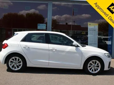 Used Audi A1 Sportback Sport 116 HP (85 kW) 2020 White Hatchback