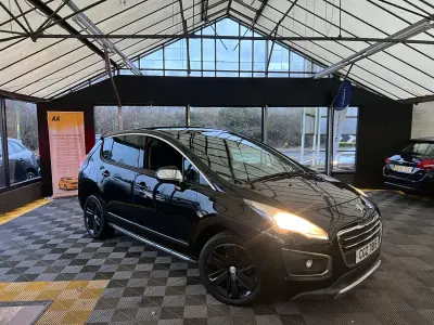 Begagnad Peugeot 3008 Allure 2016 Svart SUV