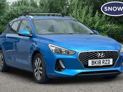 Used Hyundai i30 SE 110 HP (80 kW) 2018 Blue Estate