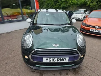 Used Mini Cooper D 2016 Green Hatchback