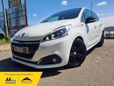 Used Peugeot 208 GT-line 110 HP (80 kW) 2016 White Hatchback