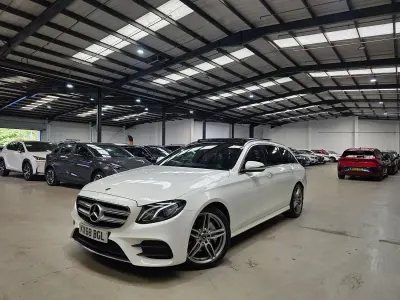 Used Mercedes E200 AMG line 184 HP (135 kW) 2019 White Estate