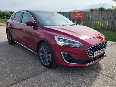 Used Ford Focus Vignale 125 HP (91 kW) 2019 Red Hatchback
