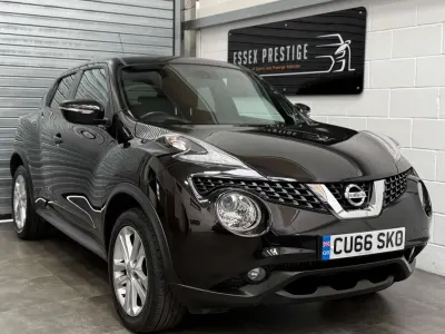 Begagnad Nissan Juke N-Connecta 110 HK (80 kW) 2017 Svart SUV