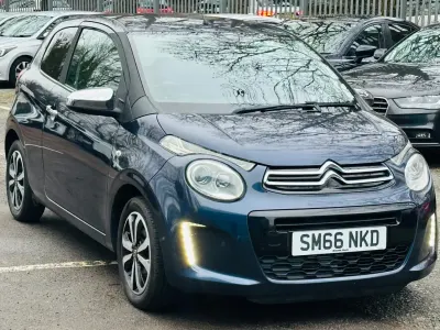 Usado Citroën C1 Flair 82 HP (60 kW) 2016 Azul Citadino