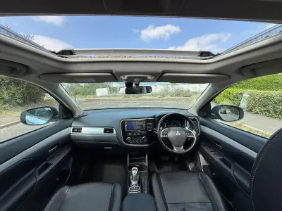 Used Mitsubishi Outlander P-HEV 2015 Blue Estate