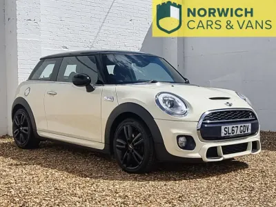 Used Mini Cooper S Hatch 2017 White Hatchback