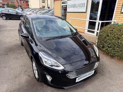 Used Ford Fiesta Zetec 70 HP (51 kW) 2018 Shadow black Hatchback