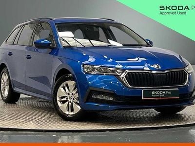 Used Skoda Octavia SE 81 HP (59 kW) 2022 Race blue metallic Estate