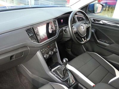 Usado VW T-Roc SEL 150 HP (110 kW) 2019 Azul SUV