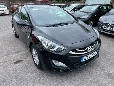 Used Hyundai i30 Active 100 HP (73 kW) 2015 Black Hatchback