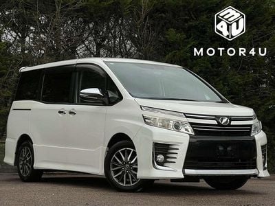 Used Toyota Voxy 2014 White MPV
