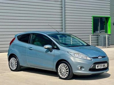 Used Ford Fiesta Titanium 2009 Blue Hatchback