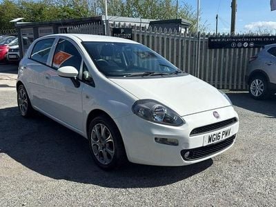 Used Fiat Punto Easy Plus 69 HP (50 kW) 2016 White Hatchback