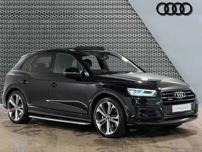 Begagnad Audi SQ5 Black Edition 347 HK (255 kW) 2020 Svart SUV