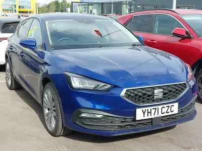 Used Seat Leon SE Dynamic 110 HP (80 kW) 2021 Blue Hatchback