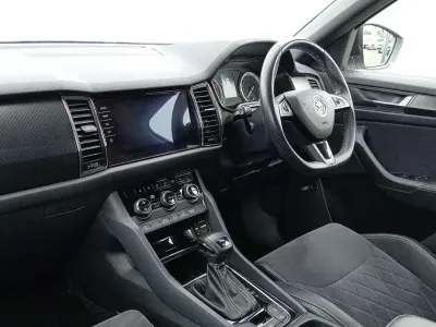 Used Skoda Kodiaq SportLine 187 HP (137 kW) 2019 Brilliant silver metallic SUV
