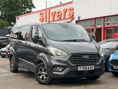 Used Ford Tourneo Titanium 130 HP (95 kW) 2018 Grey MPV