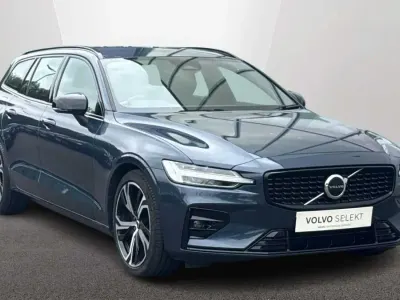 Used Volvo V60 Plus 194 HP (142 kW) 2025 Blue Estate