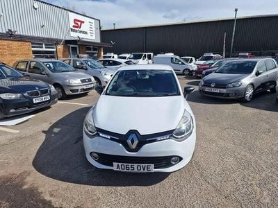 Used Renault Clio IV Dynamique 2015 White Hatchback