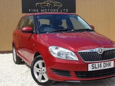 Begagnad Skoda Fabia SE 105 HK (77 kW) 2014 Röd Halvkombi