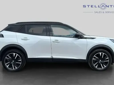 Second-hand Peugeot 2008 Premium 129 CP (94 kW) 2021 Alb SUV