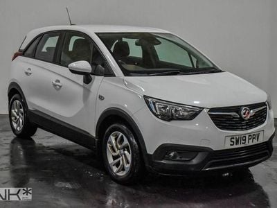 White Used 2019 Vauxhall Crossland X SUV | £6,150 (Good price)