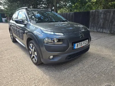 Used Citroën C4 Cactus Flair 100 HP (73 kW) 2015 Grey Hatchback