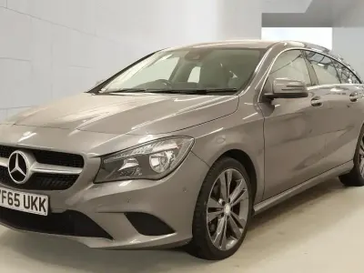 Begagnad Mercedes CLA200 136 HK (100 kW) 2015 Grå Kombi