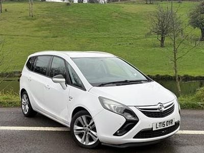 Used Vauxhall Zafira SRi 170 HP (125 kW) 2015 White MPV