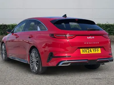 Used Kia ProCeed 2024 Red Estate