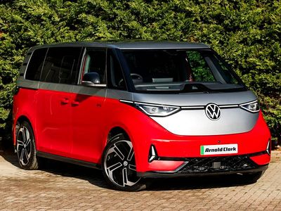 Novo VW ID. Buzz GTX 250 kW (340 HP) 2025 Vermelho Monovolume