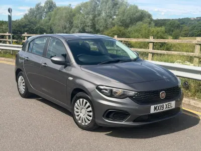 Used Fiat Tipo Easy 95 HP (69 kW) 2019 Grey Hatchback