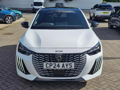 Used Peugeot 208 GT 99 HP (72 kW) 2024 White Hatchback