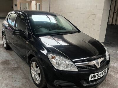 used Vauxhall Astra 1.4i 16V Active 5dr