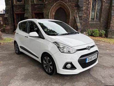 White Used 2016 Hyundai i10 Premium SE Hatchback | £5,995 (Good price)