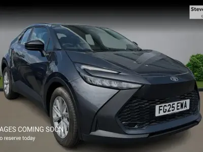 Used Toyota C-HR 140 HP (102 kW) 2026 SUV
